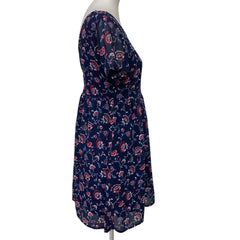 Old Navy Womens Fit & Flare Dress — Pre-Owned, Size Medium (Navy Blue Floral)