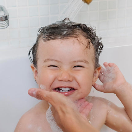 Mustela Gentle Cleansing Gel - Baby Wash for Delicate Skin and Hair - Newborn-Safe Cleanser - Made with with Natural Avocado Perseose - 1 or 2-Pack - Various Sizes