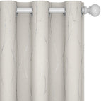Greyish White/Geometry / 63.0L x 52.0W inches