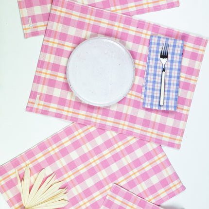 Abigail Plaid Placemat in Bubblegum