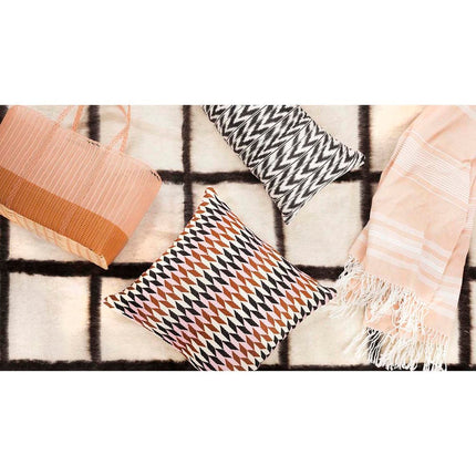 Backordered: Momos Grid Blanket- Natural White and Black