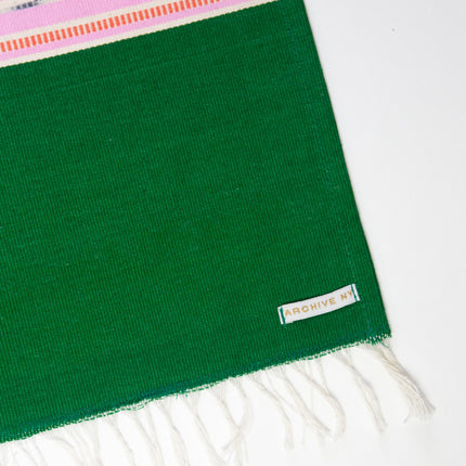 Cantel Runner - Grass & Pink