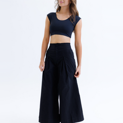 Contour Demi Cropped Stretch Tee