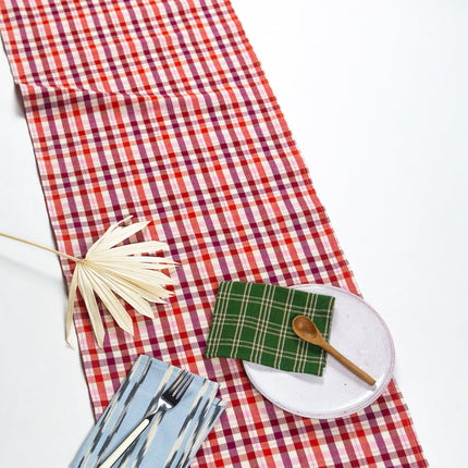 Noel Plaid Runner