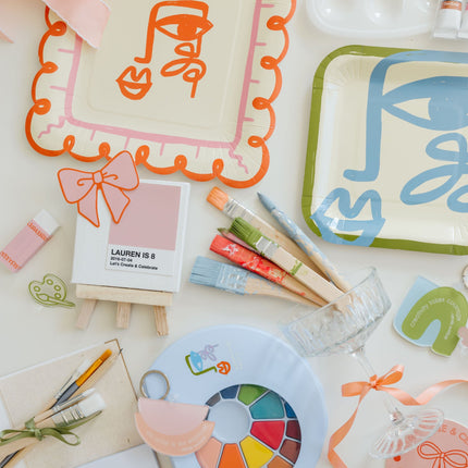 Art Party Dessert Plates — 7 Inch, 12-Pack