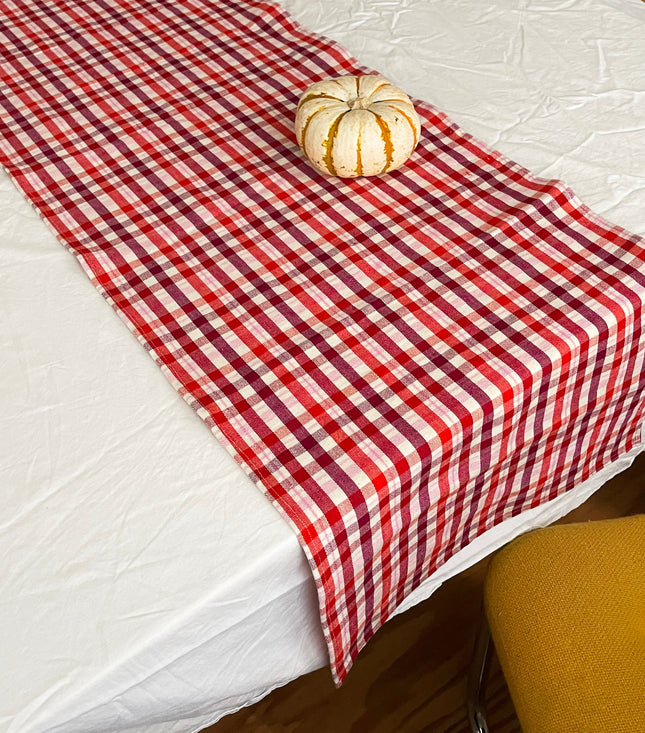 Noel Plaid Runner