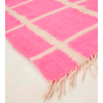 Momos Grid Blanket- Natural White &amp; Neon Pink