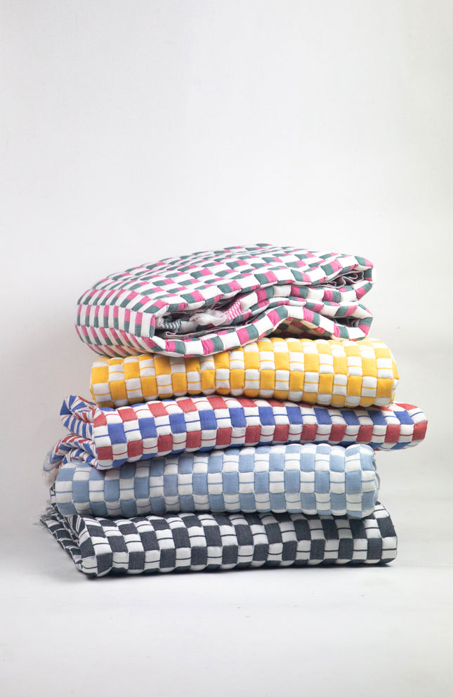Quilted Sujani Throw Blanket - Yellow & White