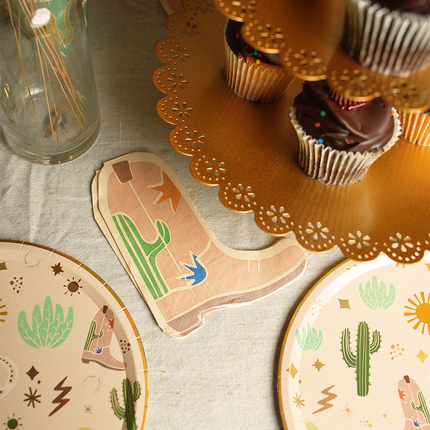 Sssssnake Catcher Western Theme Paper Plates (x 12)